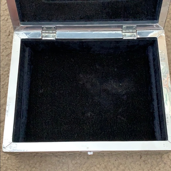 Jewelry Box - Picture 4 of 4